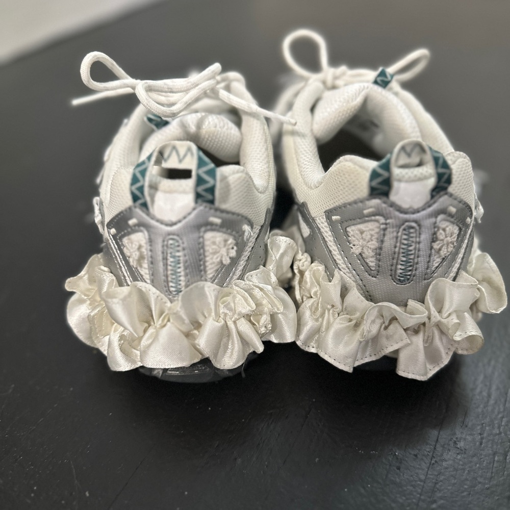 Custom New Balance - Picture 3 of 5